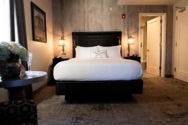 Hotel The Railroad Inn