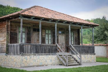 هتل Sazano Wine Cellar &