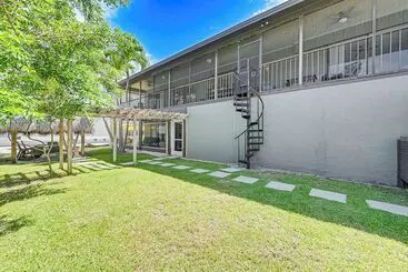 コテージ Marco Island Family Home: Pool, Lanai, Backyard!