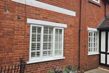 Residenssi Cosy Cottage Retreat Next To Famous White Horse!