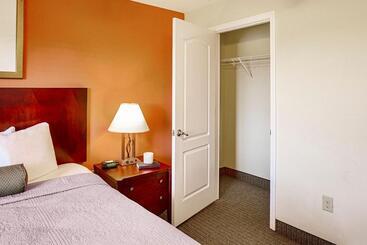 Hotelli Affordable Suites Mooresville