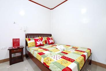 فندق Zen Rooms  Georgina Tagaytay