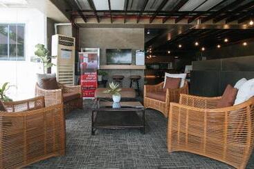 Insular Square Mandaue City By Reddoorz