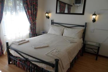 住宿加早餐 Mdoni House Guest Lodge