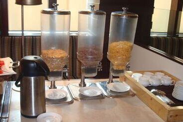 Отель Royal Cliff