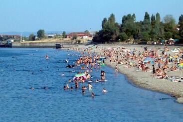 مُتل Atrijum Apartments And Rooms