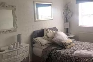 Southend Airport Bed & Breakfast