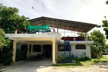 ユースホステル Haiti Communitere