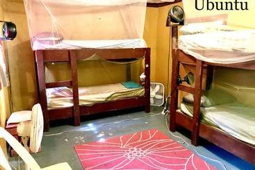 ユースホステル Haiti Communitere