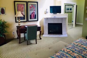 בית מלון כפרי Old Alcohol Plant