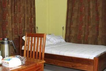 Aparthotel Afr Hostel