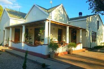 Pension Pilots Only Guesthouse