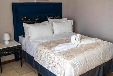 ペンション Plein On Suid Guesthouse