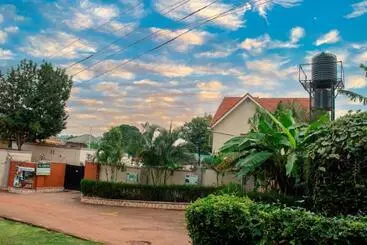 Streamlive Hotel And Spa