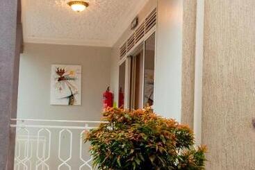 Streamlive Hotel And Spa