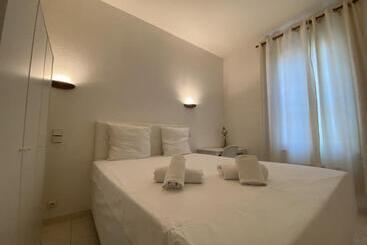 تختخواب و صبحانه Chambre Avec Sdb Et Petit Déjeuner Aux Chartrons