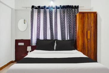 Отель Nisarg Villa