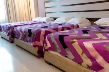 아파트호텔 Infinity Suites Habitación Triple 203