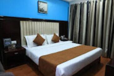 Sn Blu Hotel Panchvati Ahmedabad