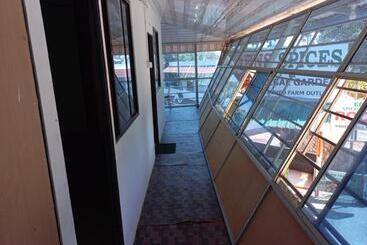 Otel Edens Residency Thekkady