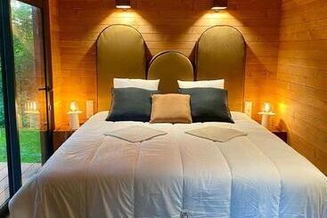 Hotel Les Lodges De Vaugrigneuse