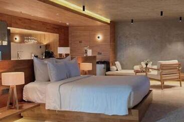 هتل Quốc Vương