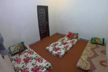 Madina Town Girls Hostel