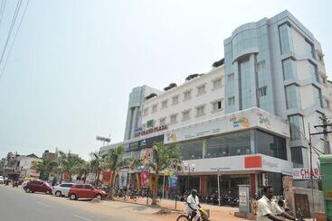 酒店 Dsf Grand Plaza