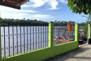 הוסטל Pousada Casa Verde