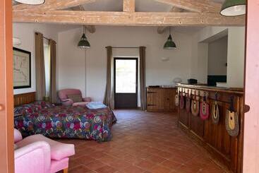 住宿加早餐 Pool House