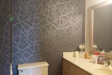 ペンション Private Room With Shared Bathroom