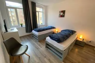هتل Monteurzimmer