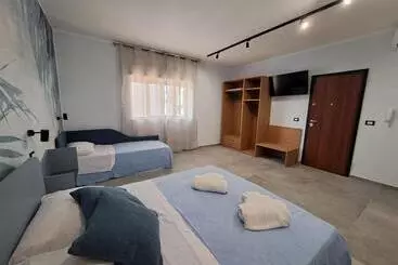 تختخواب و صبحانه Azzurra Room