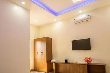 Hôtel Khách Sạn Lan Lan