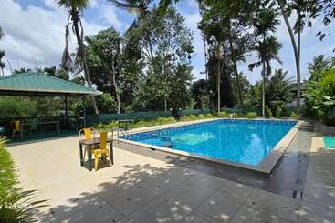 Green Auro By Bob Hotels