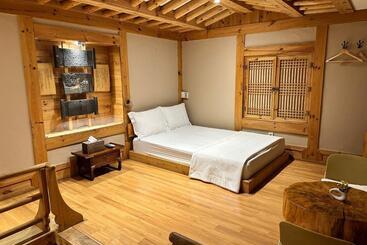 Motel Arirang Hanok Stay