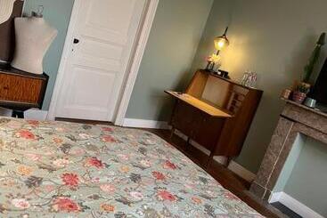 تختخواب و صبحانه Maison Grandjean