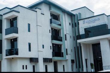 هتل Buckhead Suites