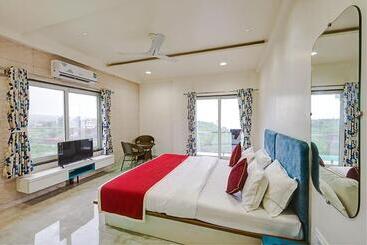 The Leaf Resort Mahabaleshwar