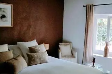 Majatalo Chambres D Hôtes Le Jardin De La Pichonnerie Proche Du Zoo De Beauval & Des Chateaux De La Loire