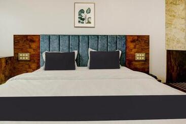 ペンション Super House