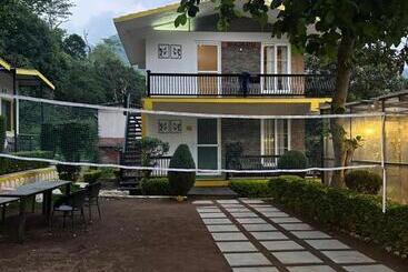 ユースホステル Julley Commune Rishikesh