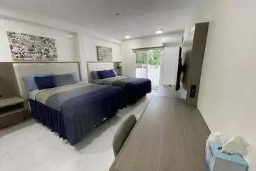 ホテル Stone Wall Residences