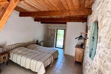 بنسيون Chambre D Hôte Lavande Lit King Size Double Lits Jumeaux Salle De Bain Et Terrasse Privatives