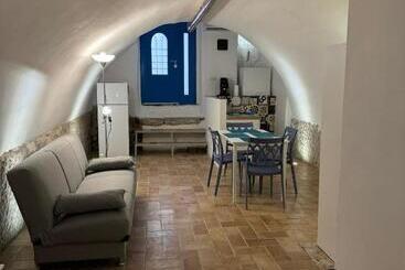 캡슐 호텔 Da Matteo