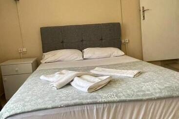 Almina Kantarcı Pansiyon