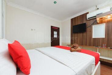 Hotel My Home2 Mall Ciputra Cibubur Redpartner
