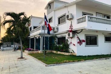 هاستل Rio Dulce