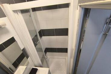 هتل آپارتمان Lerelaisdodile   Apparts Conforts   Lille