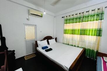 Pensione The Garden Inn